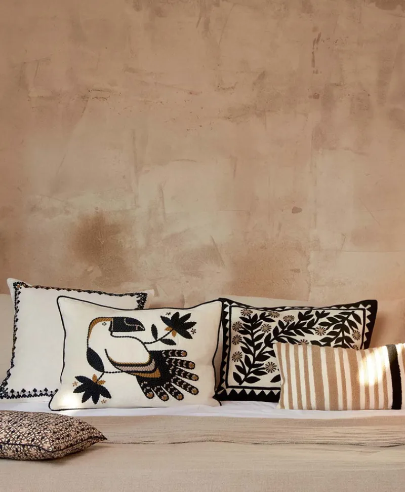 u00c9litis Kissen|Besticktes Leinenkissen Maya