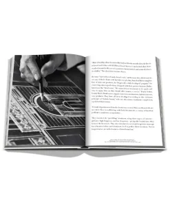 Assouline Bücher Und Bildbände|Bildband Carita: 11 FBG Saint Honore Paris