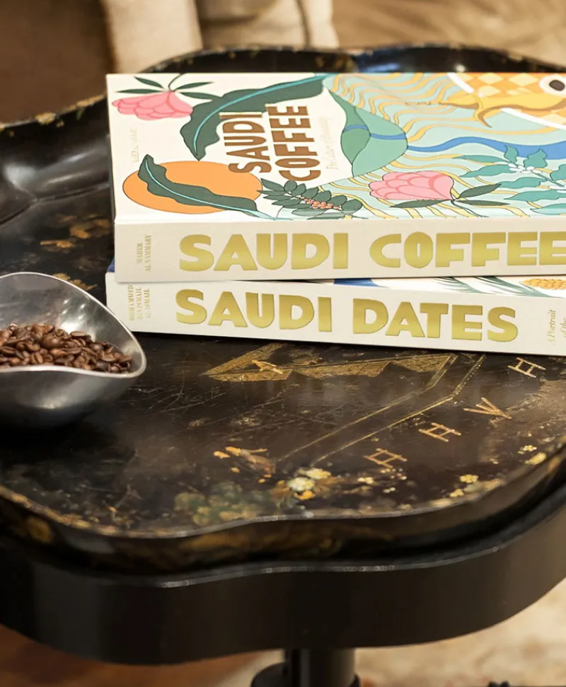 Assouline Bücher Und Bildbände|Bildband Saudi Dates: A Portrait of the Sacred Fruit