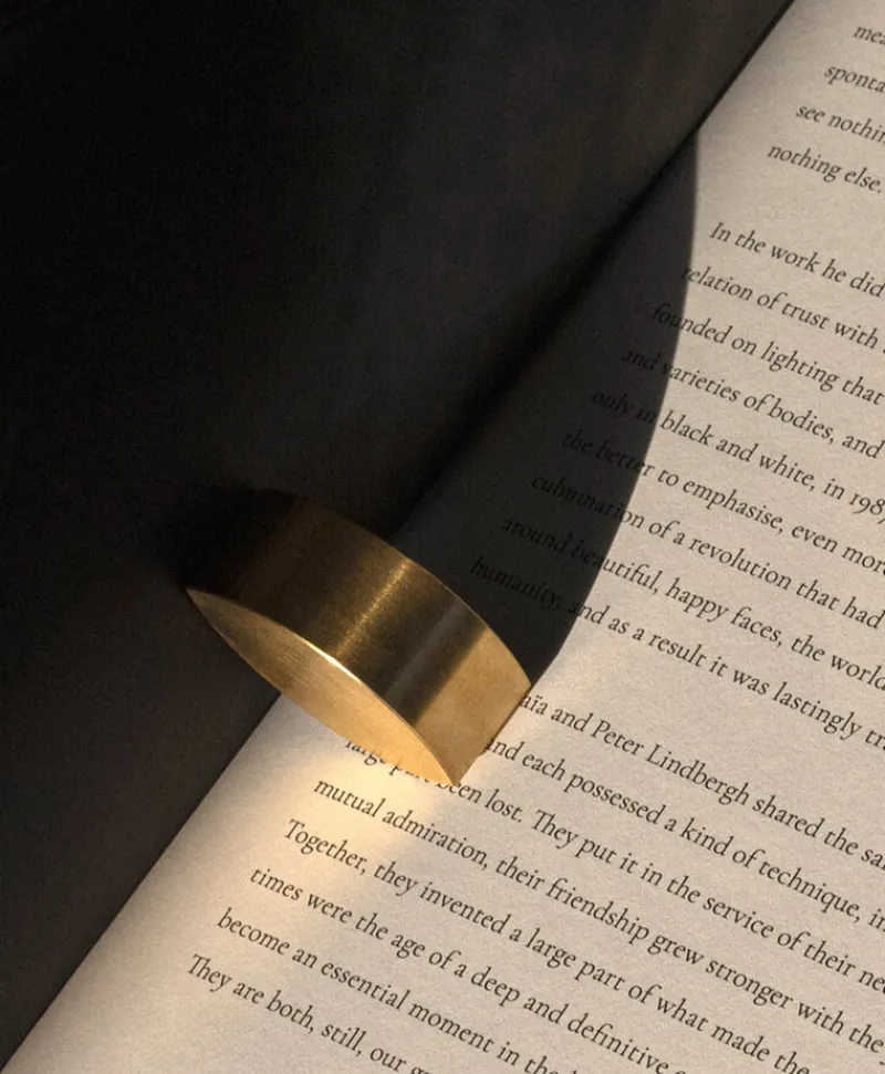 CACHu00c9 Bücher Und Bildbände|Kunst Und Skulpturen|Buchgewicht - Almond