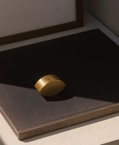 CACHu00c9 Bücher Und Bildbände|Kunst Und Skulpturen|Buchgewicht - Almond