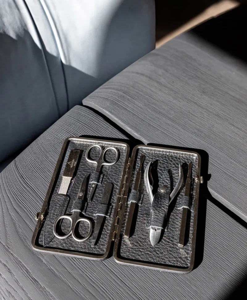 F. HAMMANN Reiseaccessoires|Maniküre Etuis|Chervo Manicure Frame L – Maniküre-Etui Chervo Kalbleder