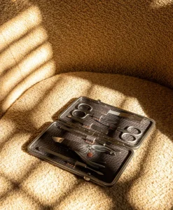 F. HAMMANN Reiseaccessoires|Maniküre Etuis|Chervo Manicure Frame L – Maniküre-Etui Chervo Kalbleder