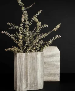 Christine Wagner Edles Handwerk|Vasen|Handgefertigte Keramik-Vase architektonisch