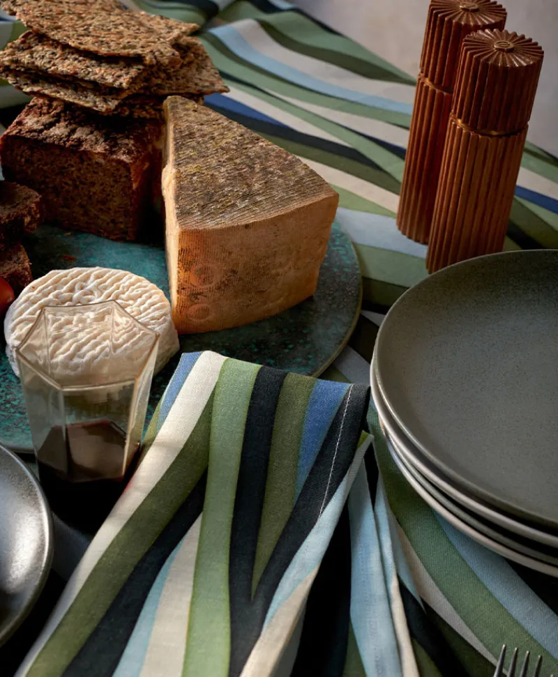 L'Objet Pfeffer Und Salz|Küchenutensilien|Ionic Salz- und Pfeffermühle aus Eichenholz (2-teilig)