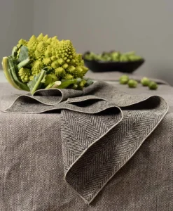 Erika Vaitkute Tischwäsche|Leinentischläufer "AUDRA"