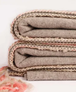 LPJ Studios Edles Handwerk|Decken Und Plaids|Mountainplaid – Decke aus Schafwolle