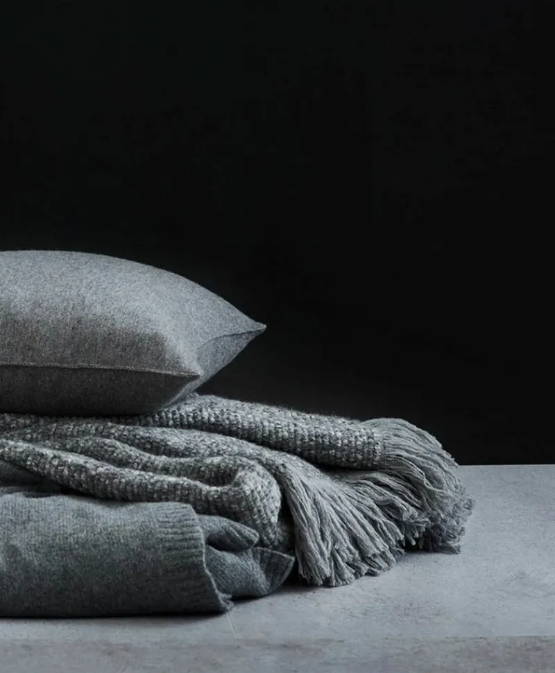 Luiz Decken Und Plaids|Plaid Thea mit Cashmerebouclé-Streifen und Fransen