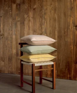 u00c9litis Kissen|Samtkissen Aristote mit Paspelveredelung