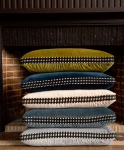 u00c9litis Kissen|Samtkissen Athena mit Paspelveredelung