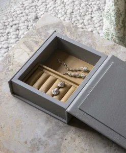 August Sandgren Schmuckaufbewahrung|Schmuckkästchen aus Leder