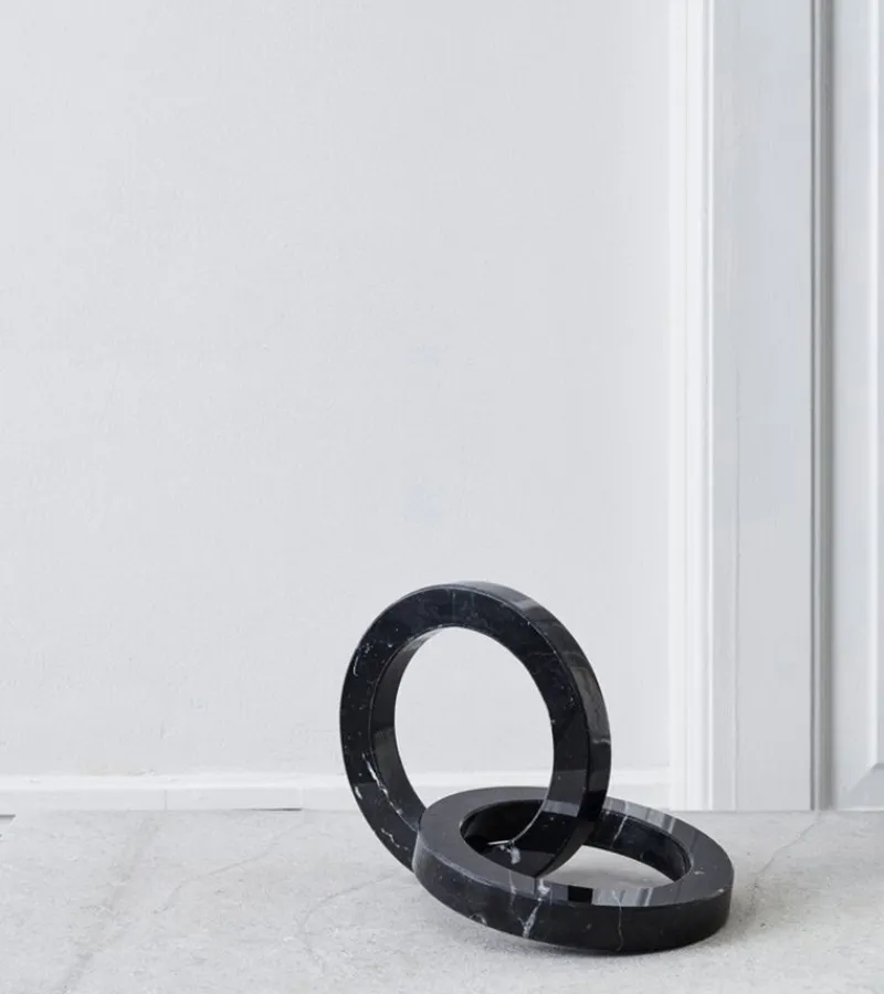 Kristina Dam Kunst Und Skulpturen|Skulptur MARBLE CIRCLE black